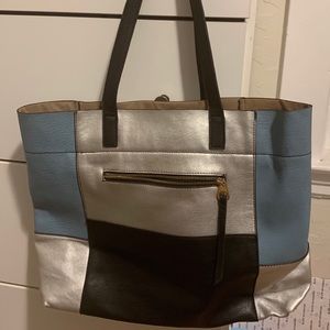 Women’s handbag